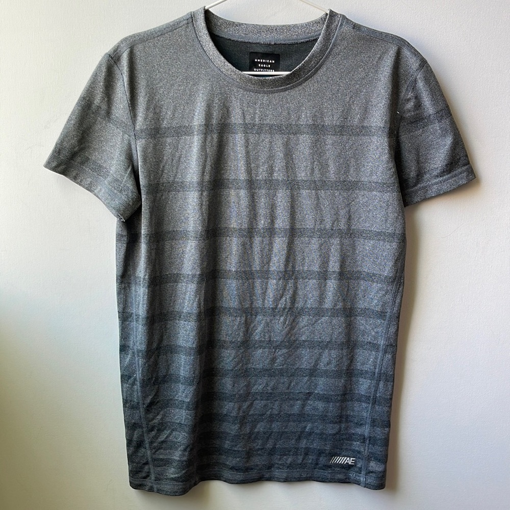 American Eagle Outfitters AEACTIVE Men’s Athletic Flex T-Shirt | Gray | Small